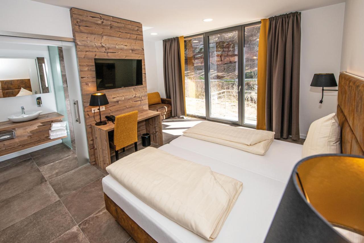 Landhotel Weihermuehle Thaleischweiler-Froschen Luaran gambar
