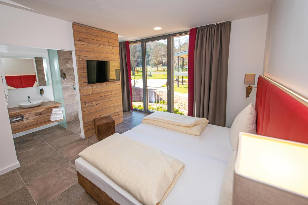 Landhotel Weihermuehle Thaleischweiler-Froschen Luaran gambar