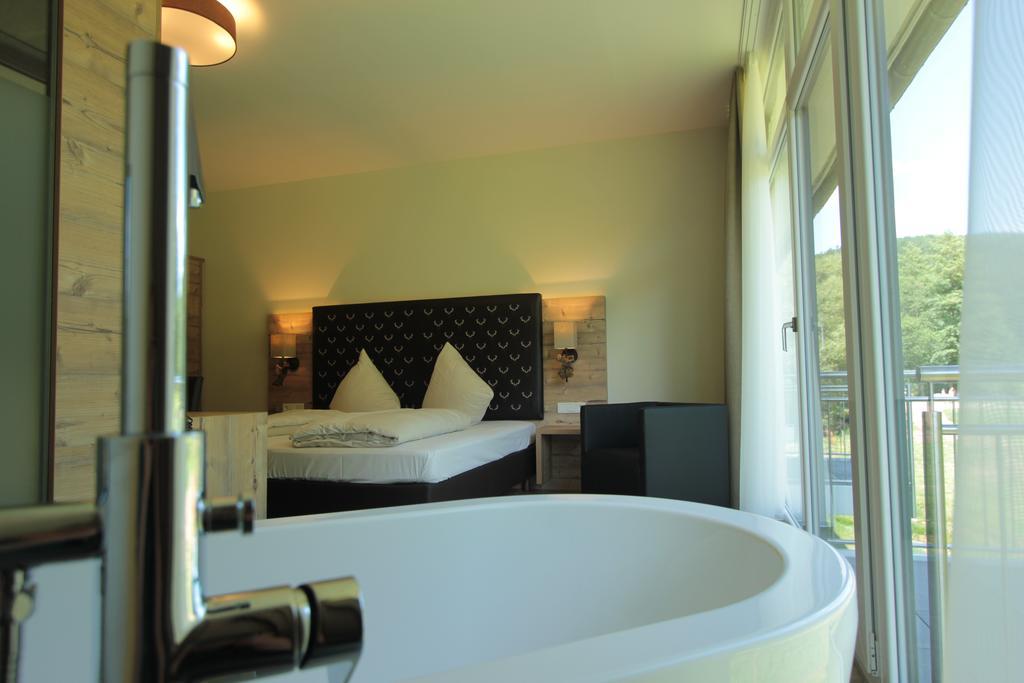 Landhotel Weihermuehle Thaleischweiler-Froschen Luaran gambar